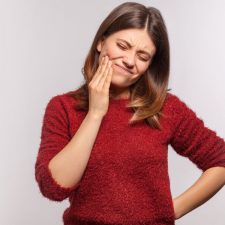 Is Extreme Tooth Pain Considered a Dental Emergency?